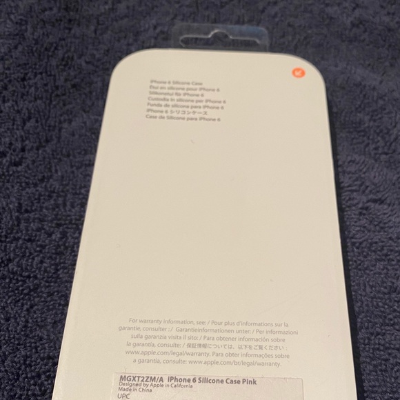 iPhone 6 pink case. - Picture 6 of 6